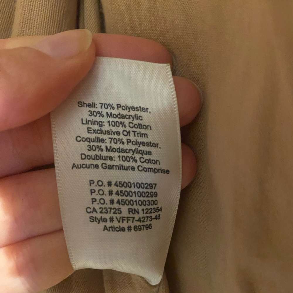 Aritzia Teddy Jacket (Sherpa jacket) - Picture 9 of 12